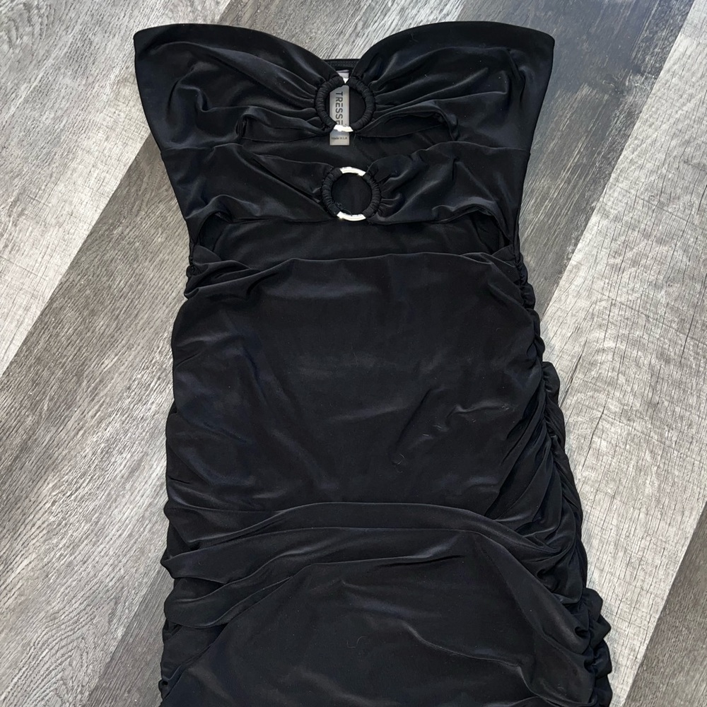 Super cute mini dress for summer time
